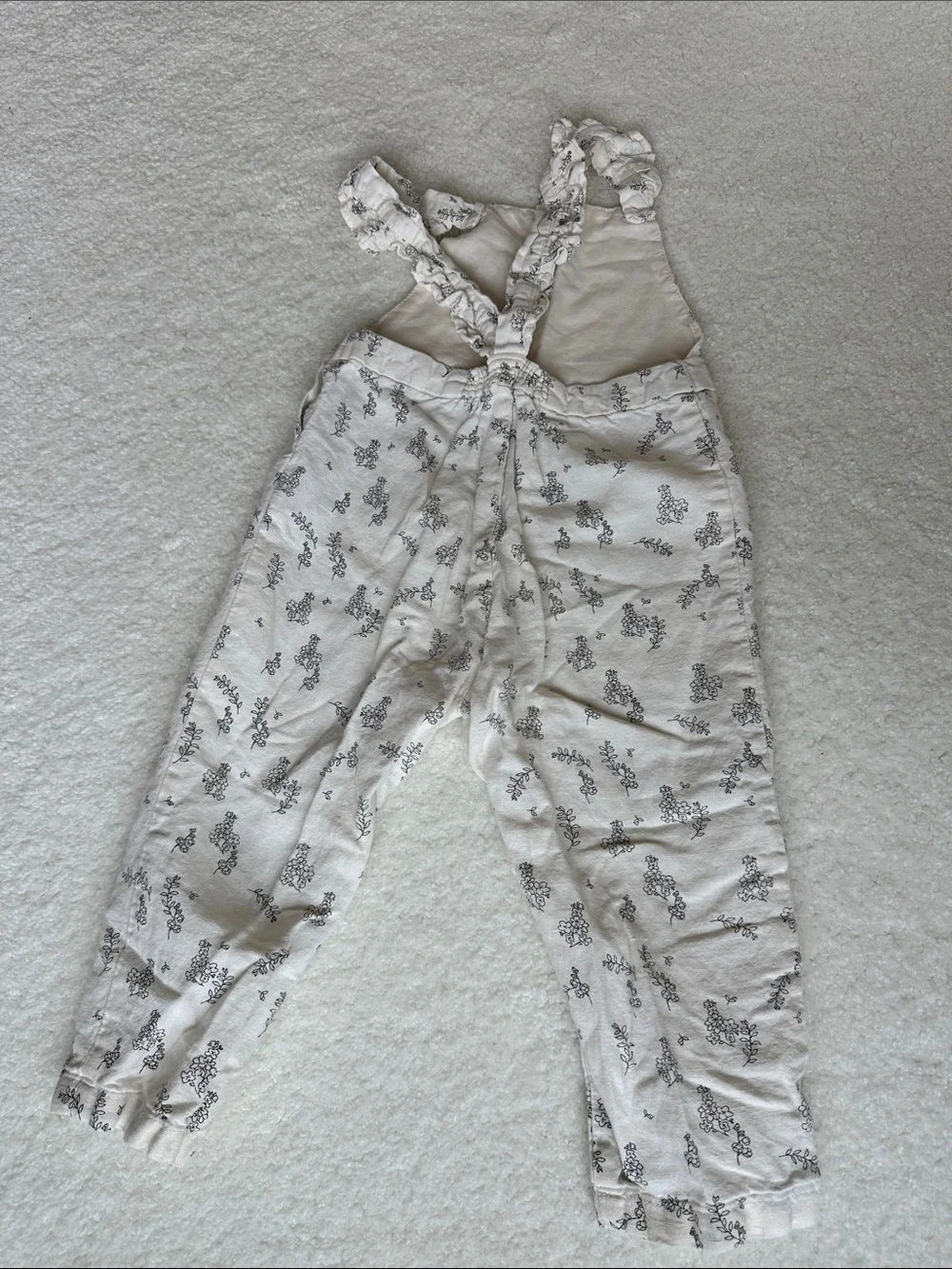 Zara 18-24 Cream Floral Print Overalls